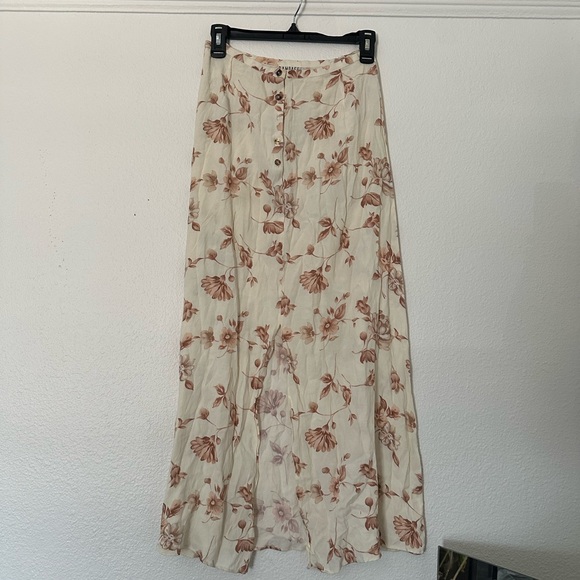 Rampage Dresses & Skirts - Rare Vintage Rampage Floral Cream and Pink Brown Women's Skirt Split Buttons